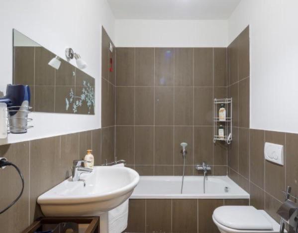 Cattaneo Arena Apartaments Verona Luaran gambar